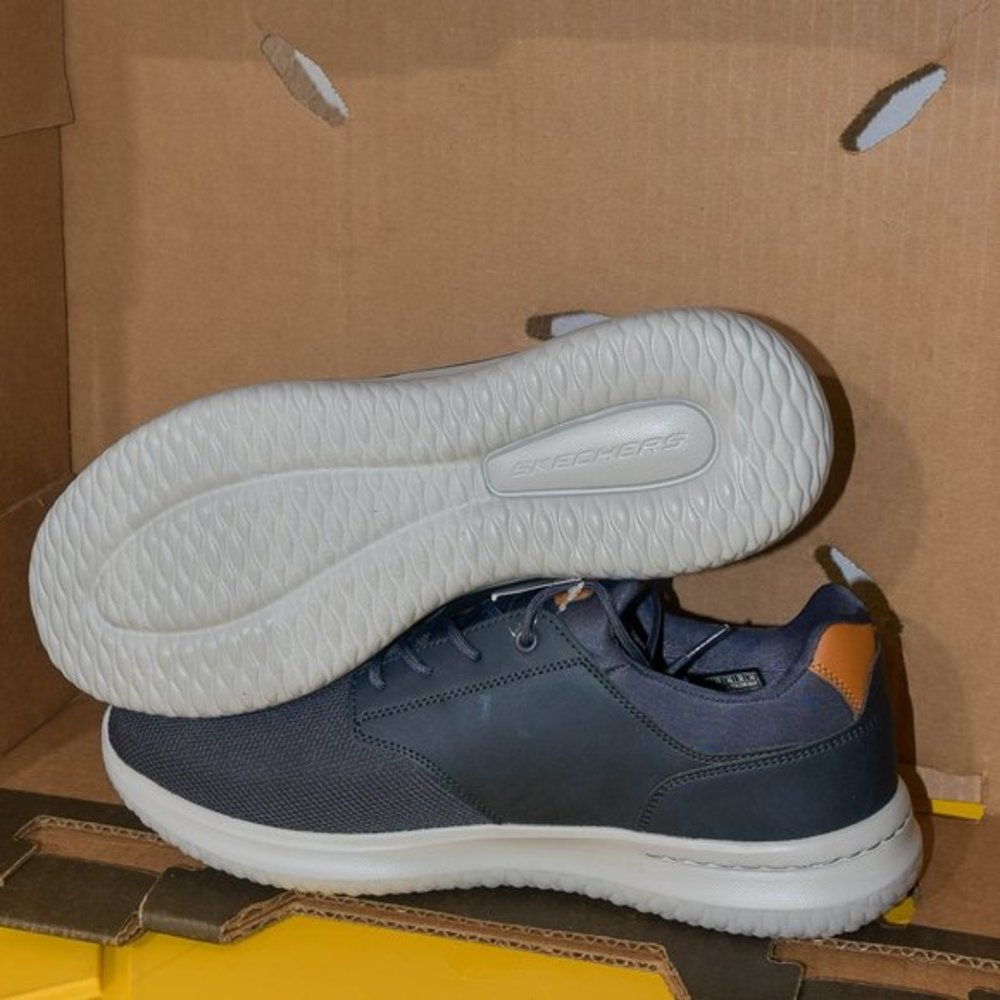 Skechers Men's Delson Shoe Navy